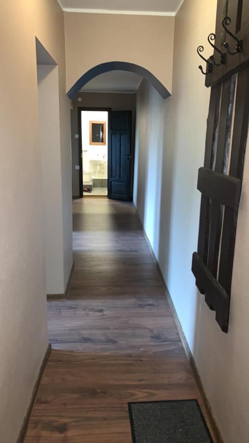 K76 - Very 2-bedrooms -2 Big Beds-1 Single Bed Apartment Tartu